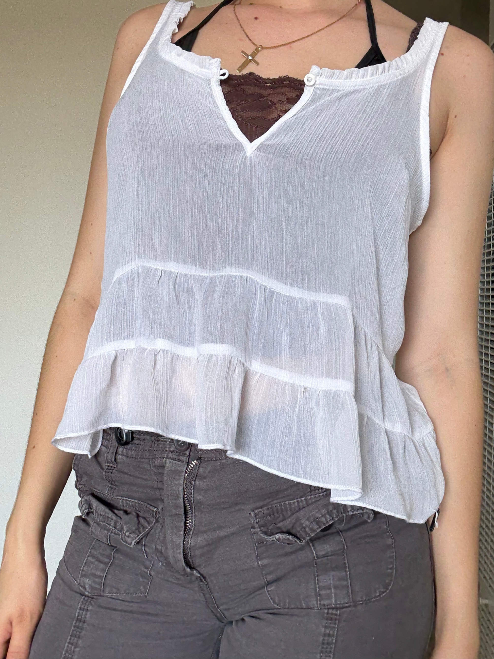 White and cream Abercrombie & Fitch lace cami #fairycore